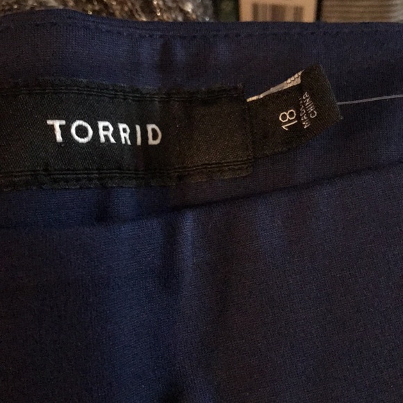 Torrid size 18 crop pants. - Picture 4 of 8